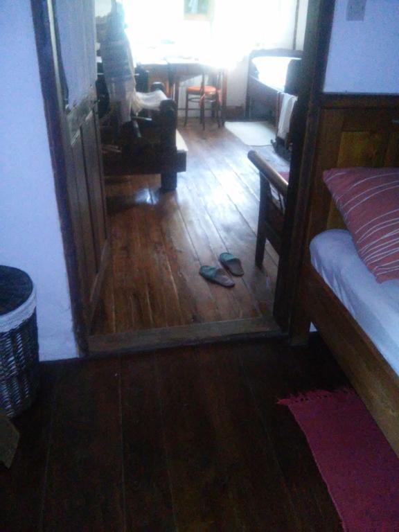 Rural Tourism Family Ravlic Guest House Muzilovcica Eksteriør bilde